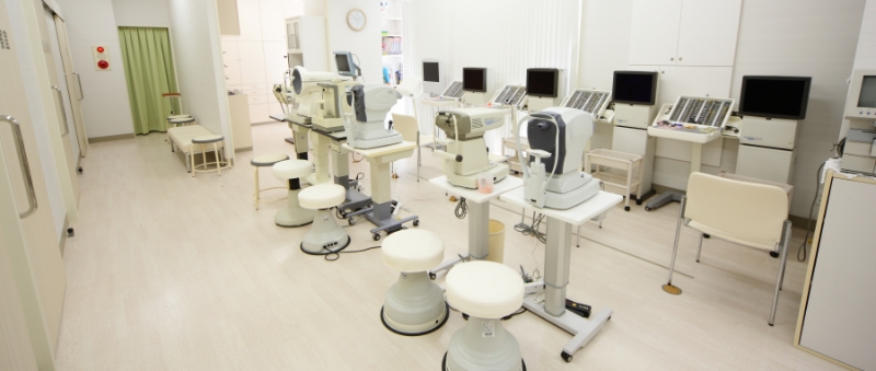 約30名のスタッフが安全・安心を最優先にしてご納得いくまで丁寧にご説明します。